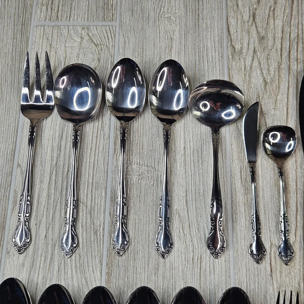 Supreme by Towle Stainless Steel Flatware Set 39 Pcs Floral Rose Japan TWS142